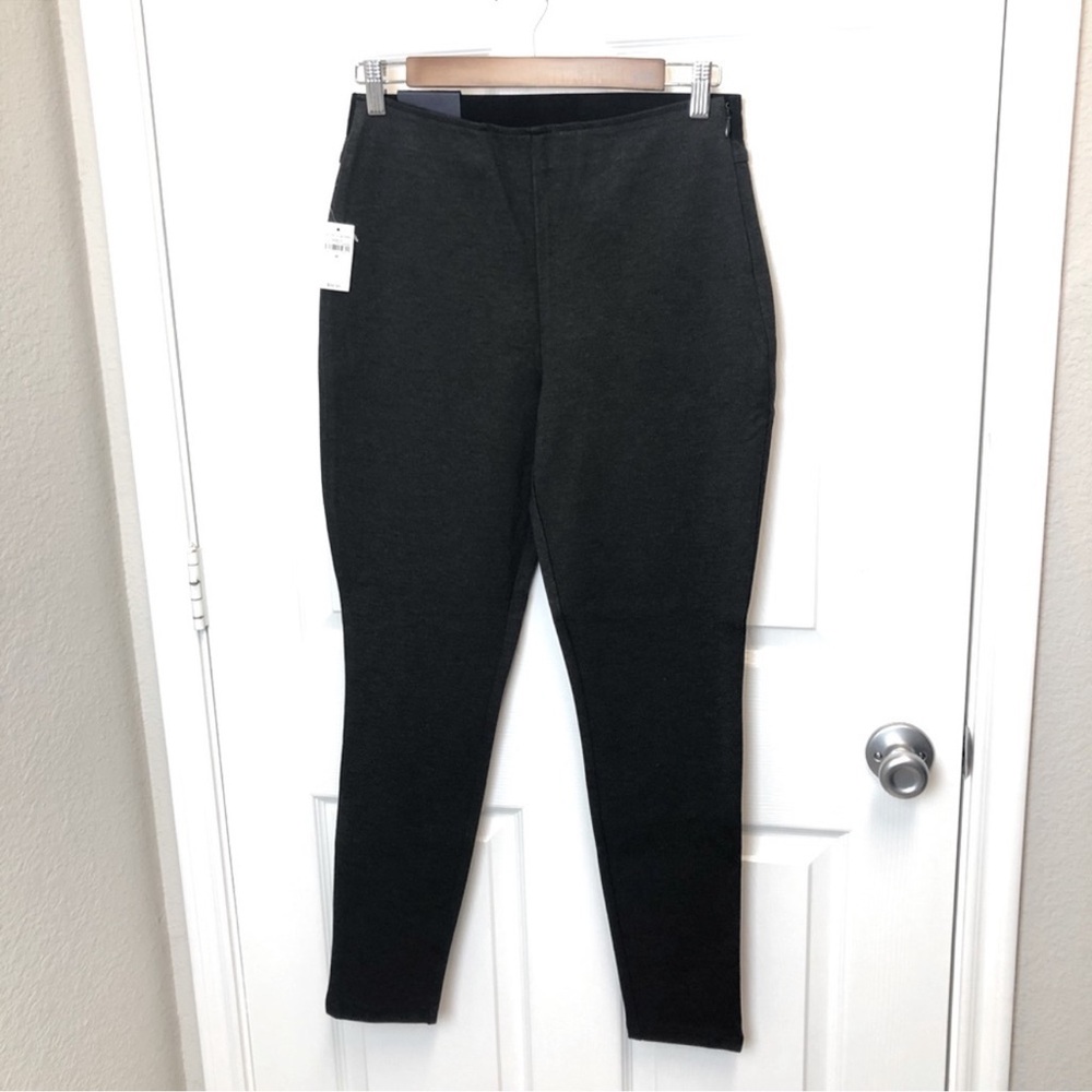 NWT - GAP High-Rise Stretch Leggings. 
Sz Medium